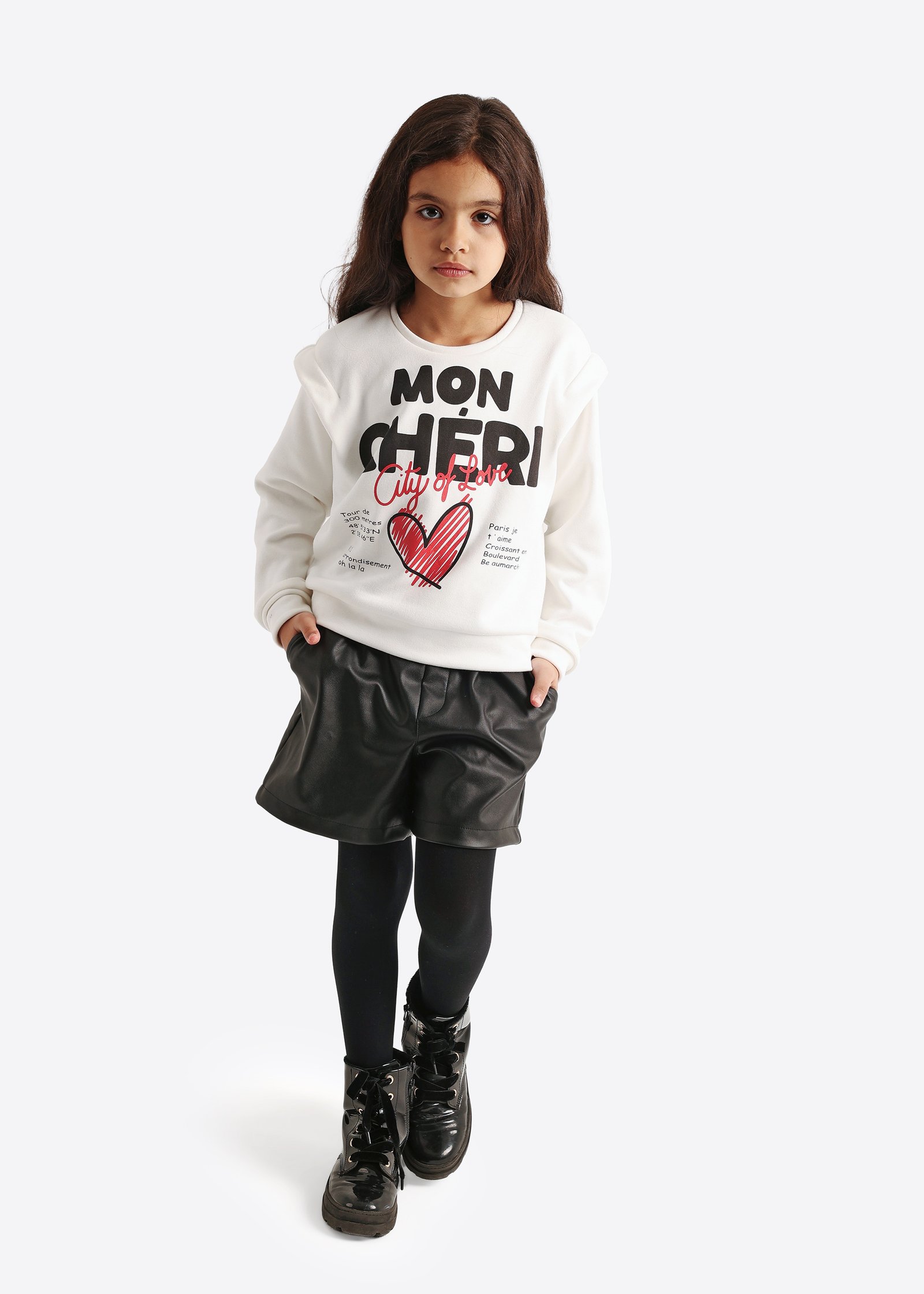 Sweatshirt