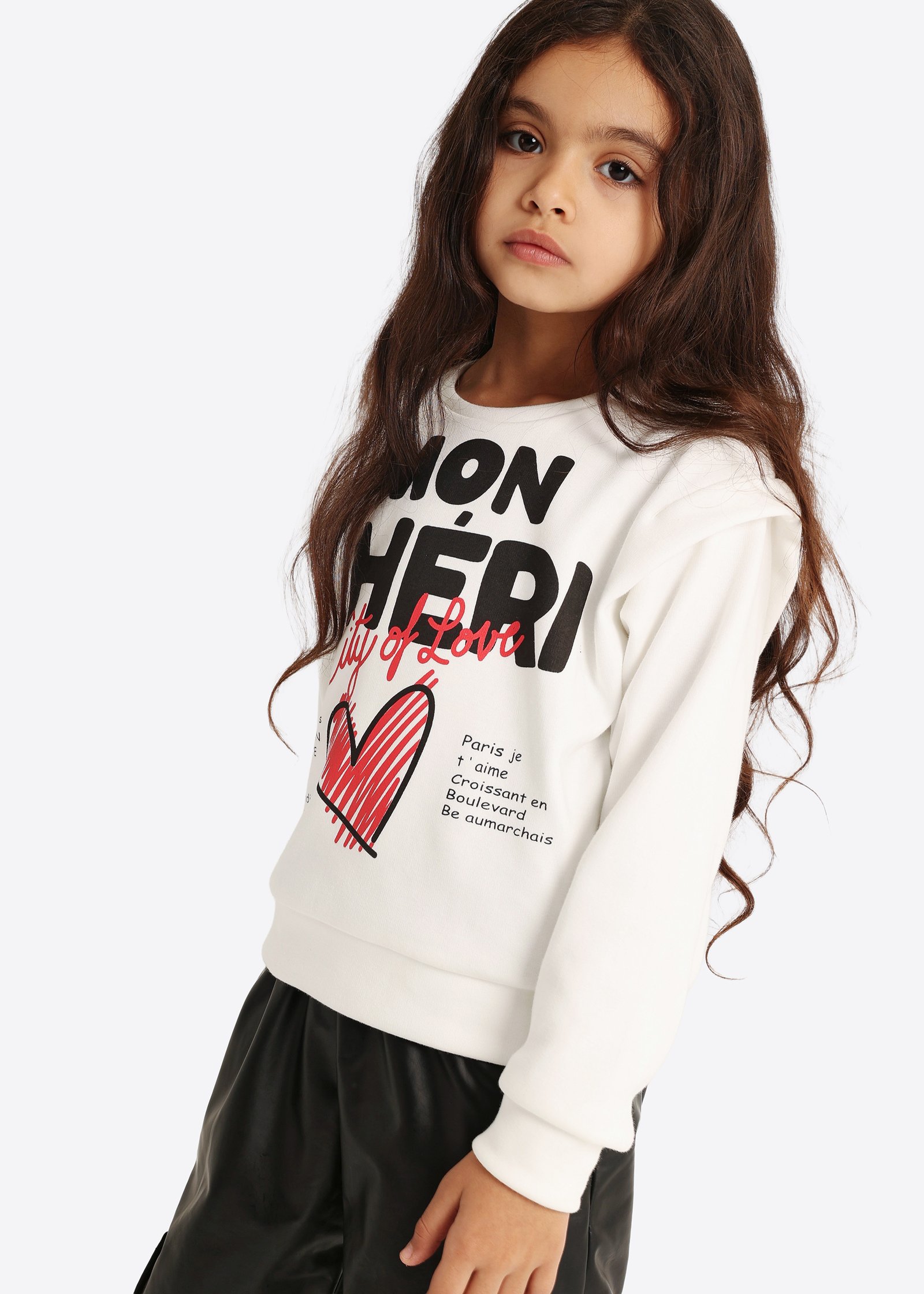 Sweatshirt