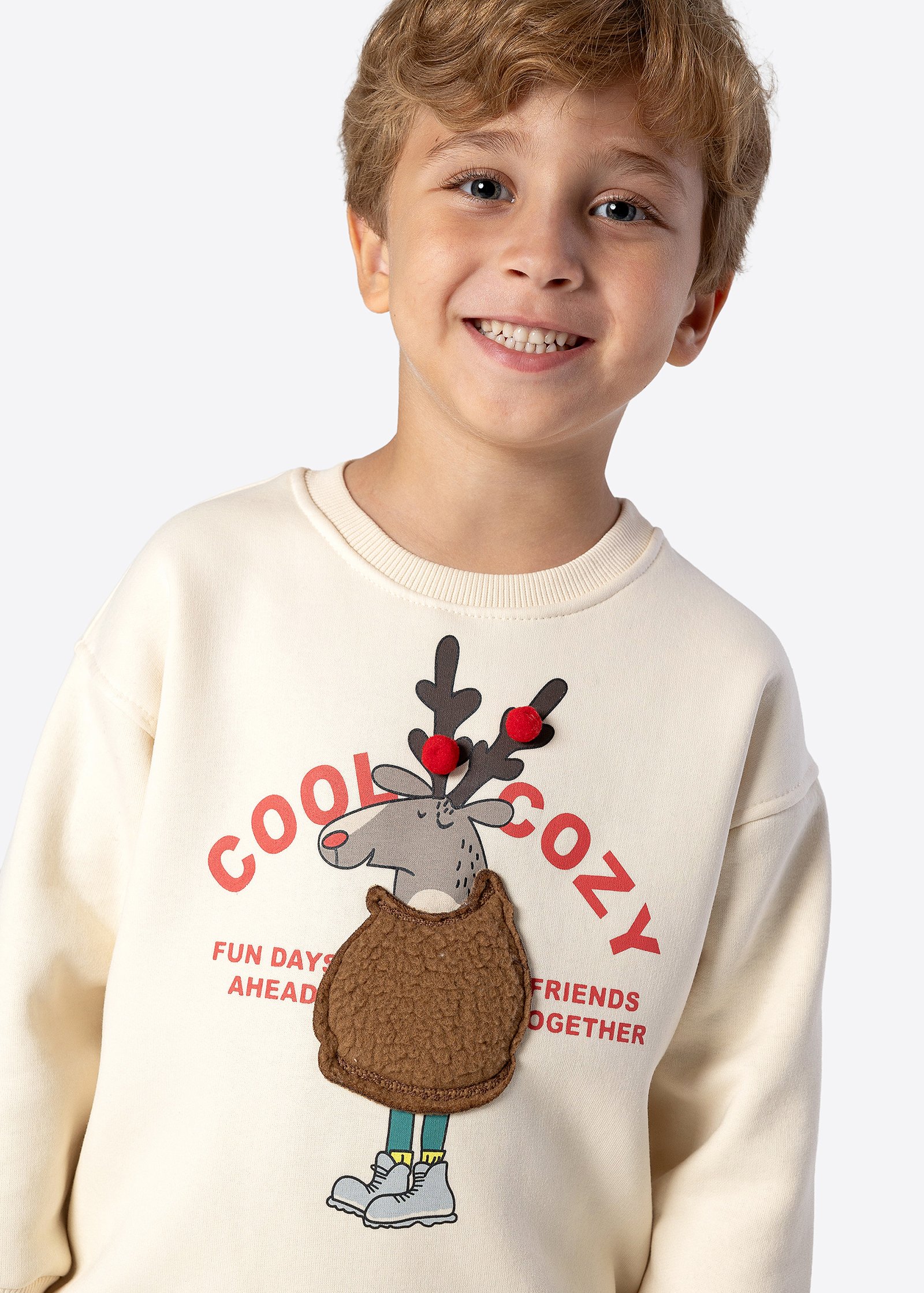 Sweatshirt