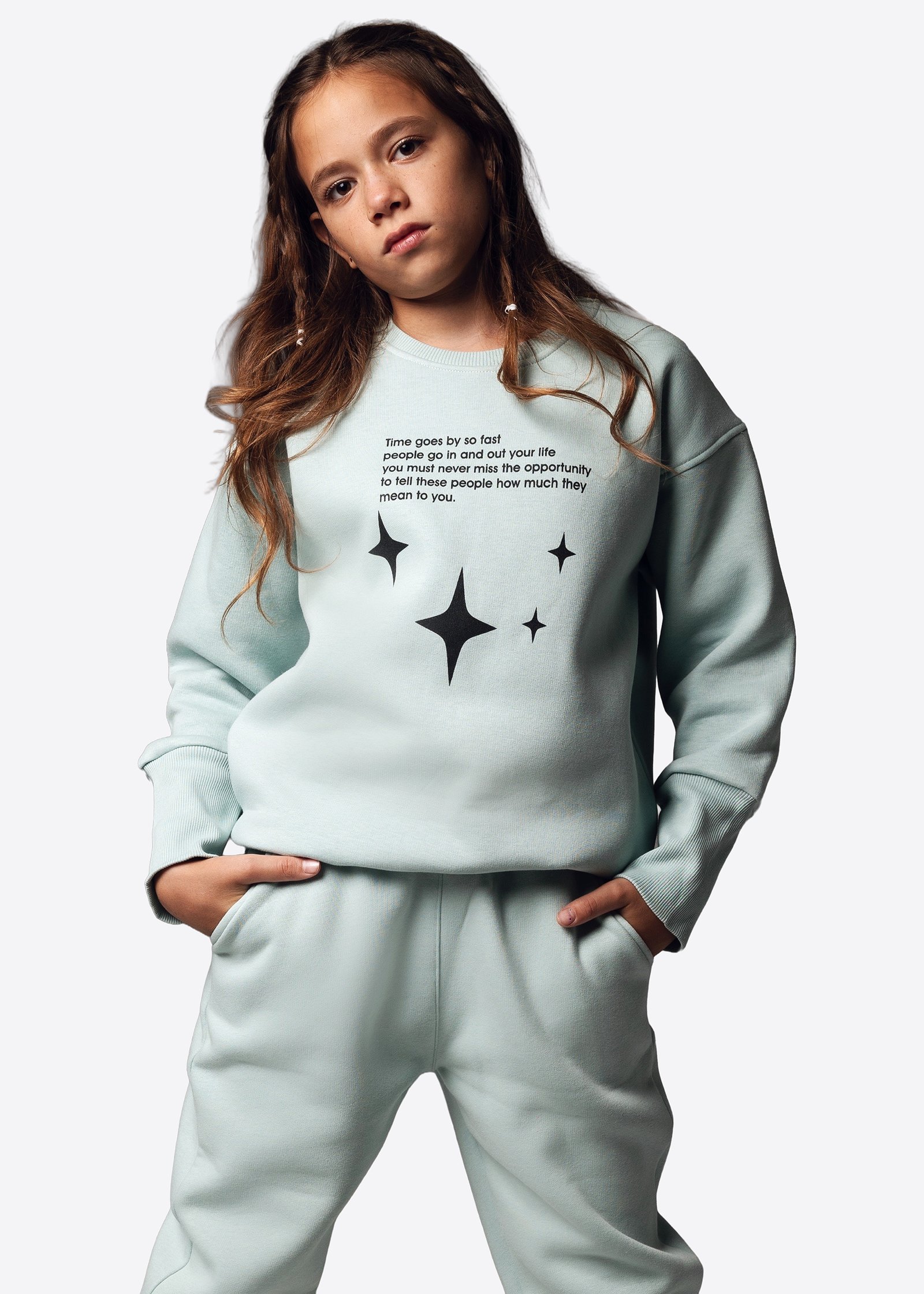Zweiteiliges Set (Sweatshirt & Hose)