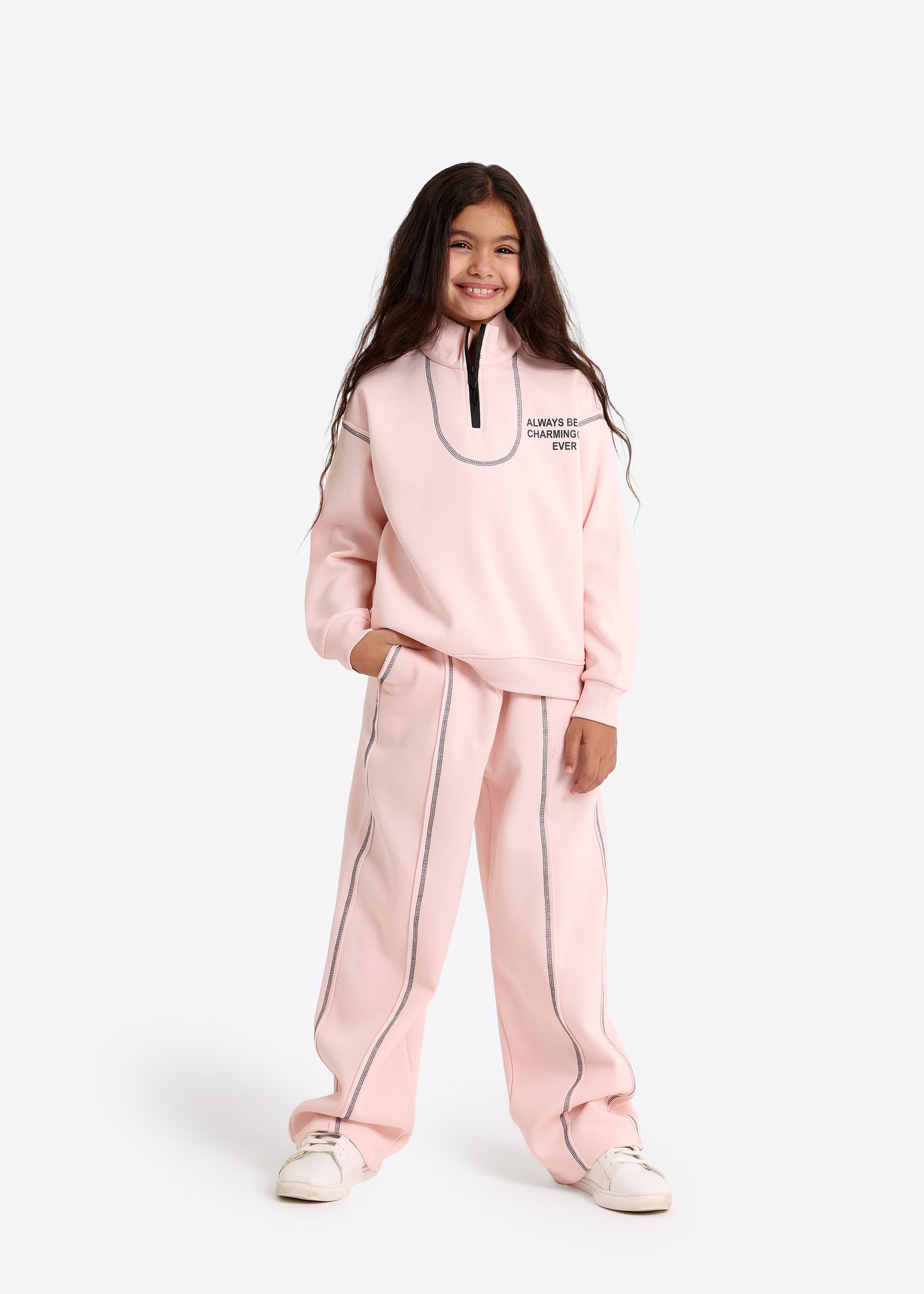 Zweiteiliges Set (Sweatshirt & Hose)